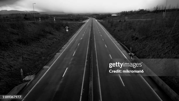 6 Lane Highway Photos and Premium High Res Pictures - Getty Images