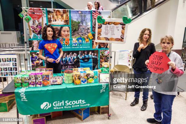Miami Beach, Publix Grocery Store, Girl Scout's selling cookies.
