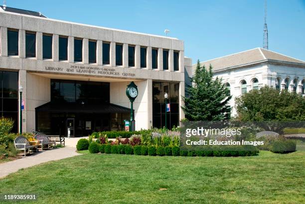 Library and Learning Resources Center, American University, Washington D.C..