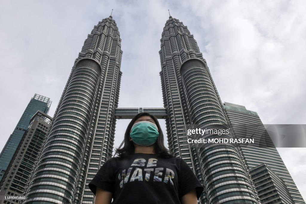 TOPSHOT-MALAYSIA-HONG KONG-POLITICS-UNREST-EDUCATION
