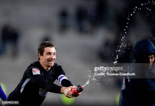 Martin Maennel of Aue celebrates after the Second Bundesliga match between FC Erzgebirge Aue and FC St. Pauli at Erzgebirgsstadion on November 22,...