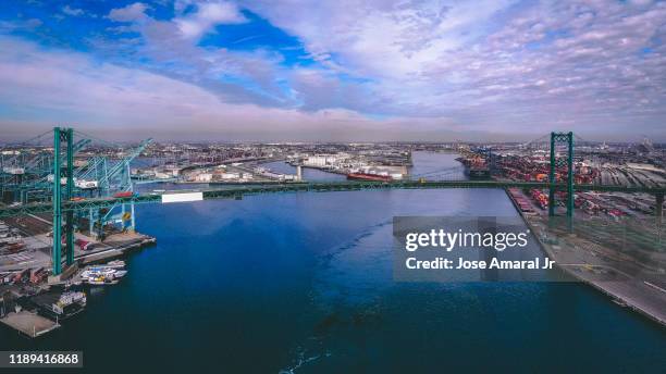 vincent thomas bridge - san pedro los angeles stock pictures, royalty-free photos & images