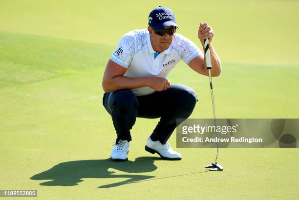 Henrik Stenson of Sweden in action during Day Three of the DP World Tour Championship Dubai at Jumeirah Golf Estates on November 23, 2019 in Dubai,...
