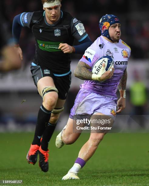 Chiefs wing Jack Nowell races through the Glasgow defence before setting up Henry Slade for the 2nd try during the Heineken Champions Cup Round 2...