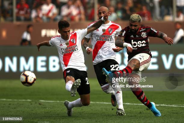 Gabriel Barbosa of Flamengo scores the the second goal of his team during the final match of Copa CONMEBOL Libertadores 2019 between Flamengo and...
