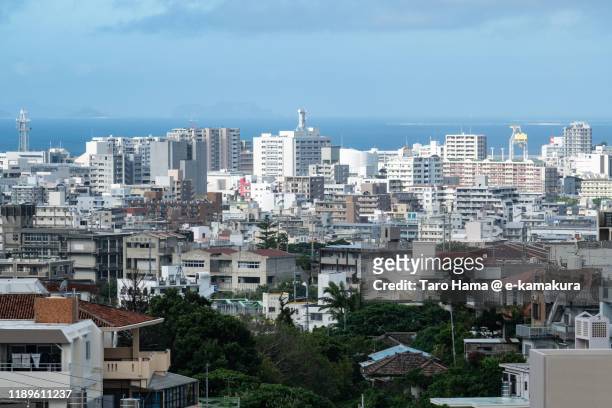 residential district in naha city in okinawa prefecture of japan - 日本　住宅街 個照片及圖片檔