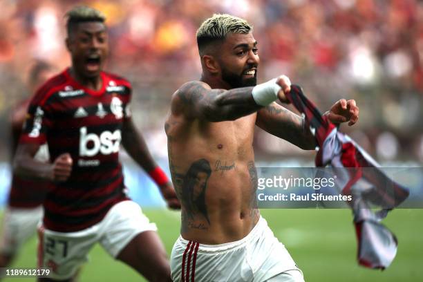 Gabriel Barbosa of Flamengo celebrates after scoring the the second goal of his team during the final match of Copa CONMEBOL Libertadores 2019...