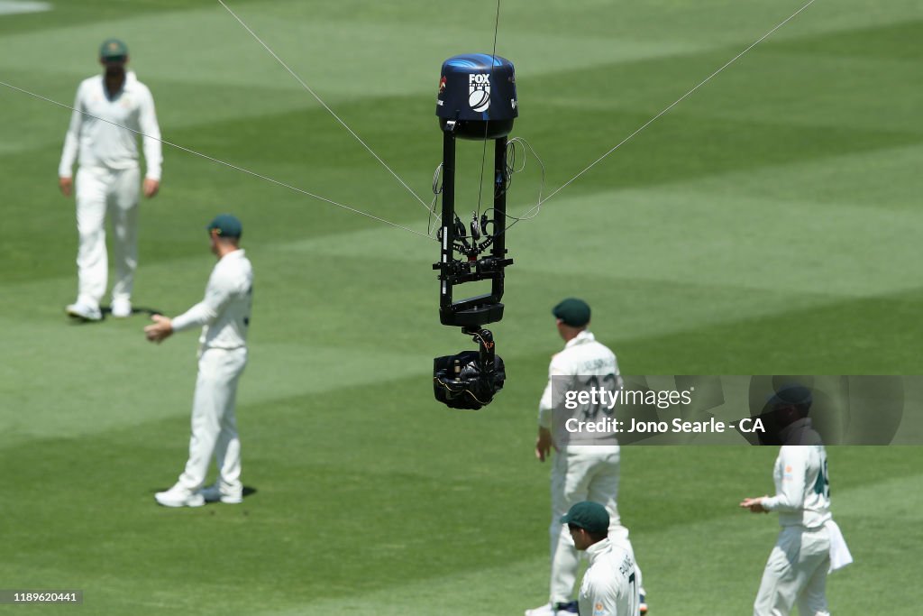 Australia v Pakistan - 1st Test: Day 4