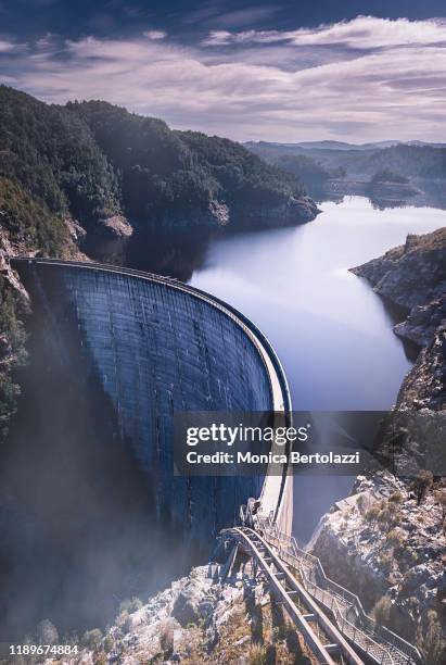 gordon dam - hydroelectric power stock pictures, royalty-free photos & images
