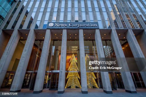 Fox Building Front Fox News Building Photos and Premium High Res Pictures - Getty Images