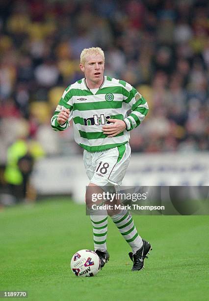 Neil Lennon of Celtic runs with the ball during the Scottish Premier Division match against Livingston played at the Almondvale Stadium, in...