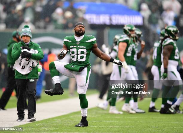 Ty Montgomery of the New York Jets warms up prior to their game against the Oakland Raiders at MetLife Stadium on November 24, 2019 in East...