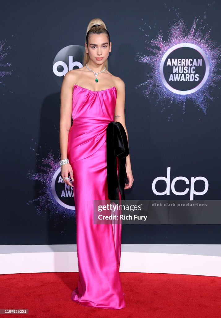 2019 American Music Awards - Arrivals