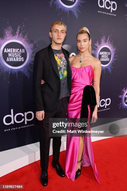 Anwar Hadid and Dua Lipa attend the 2019 American Music Awards at Microsoft Theater on November 24, 2019 in Los Angeles, California.