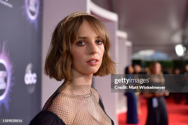 Maya Hawke attends the 2019 American Music Awards at Microsoft Theater on November 24, 2019 in Los Angeles, California.