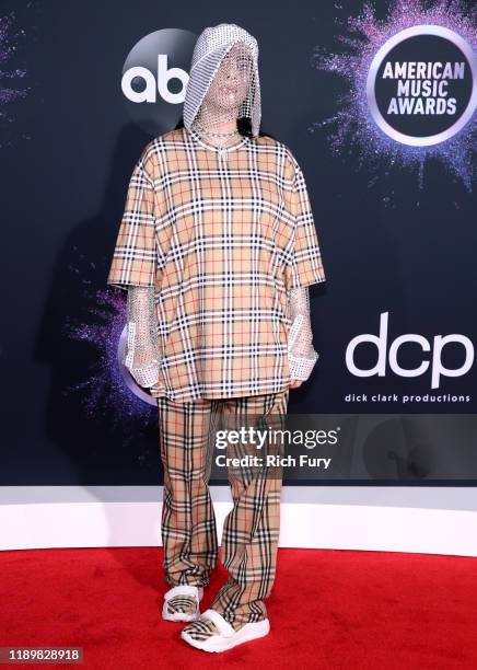 Billie Eilish attends the 2019 American Music Awards at Microsoft Theater on November 24, 2019 in Los Angeles, California.