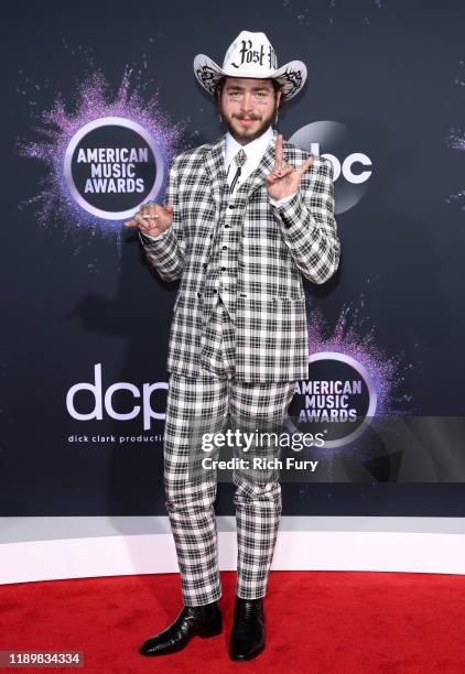 Post Malone attends the 2019 American Music Awards at Microsoft Theater on November 24, 2019 in Los Angeles, California.