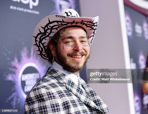 Post Malone attends the 2019 American Music Awards at Microsoft Theater on November 24, 2019 in Los Angeles, California.