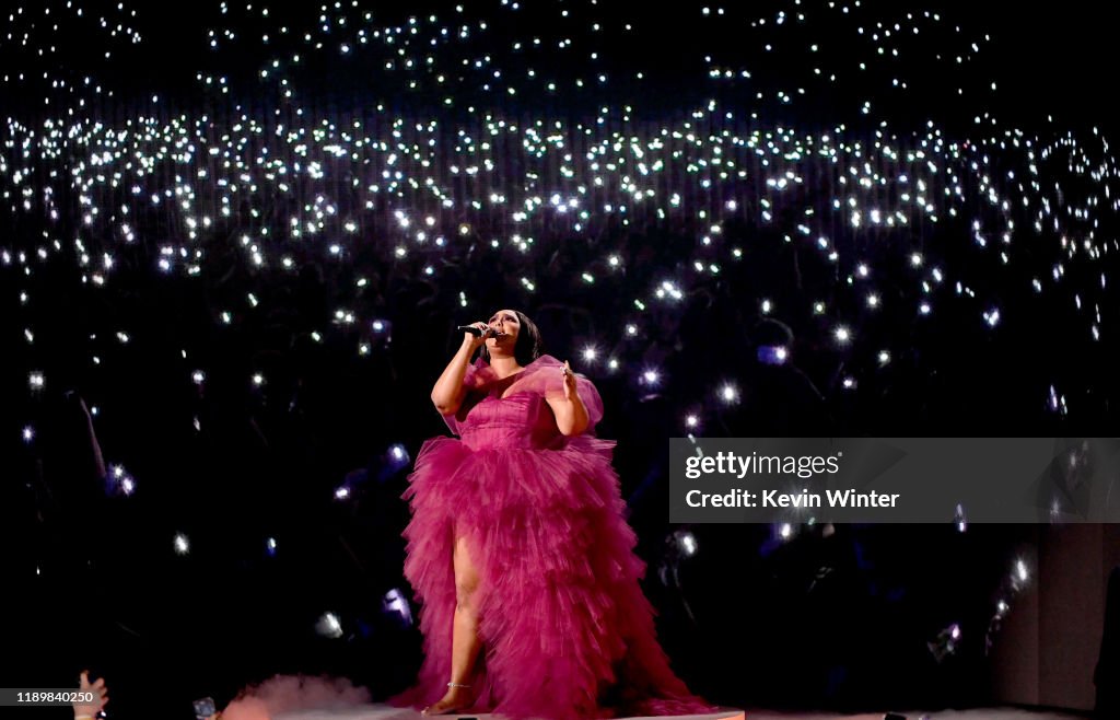 2019 American Music Awards - Fixed Show