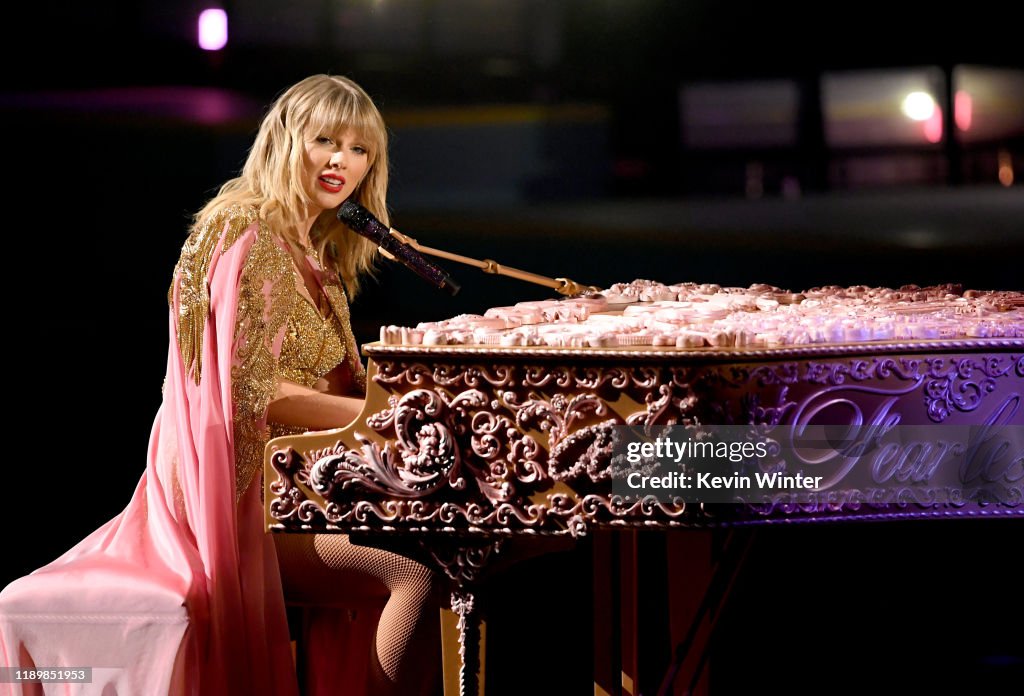 2019 American Music Awards - Fixed Show