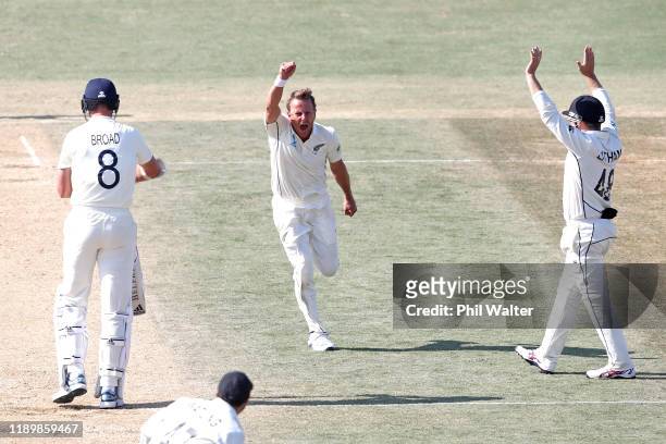 Neil Wagner of New Zealand celebrates the wicket of Stuart Broad of England to win the match during day five of the first Test match between New...