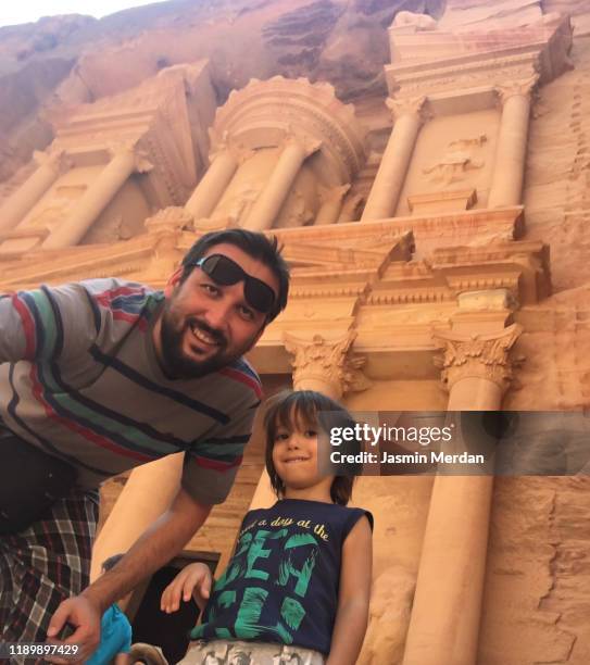 visiting petra in jordan - self portrait photography stock pictures, royalty-free photos & images