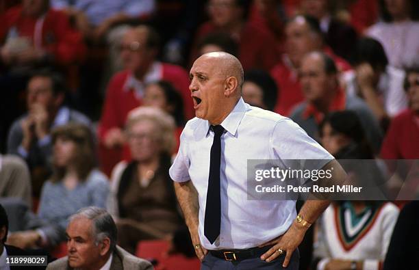 Coach Jerry Tarkanian during game vs Utah at Thomas & Mack Center. Las Vegas, NV 2/9/1984 CREDIT: Peter Read Miller