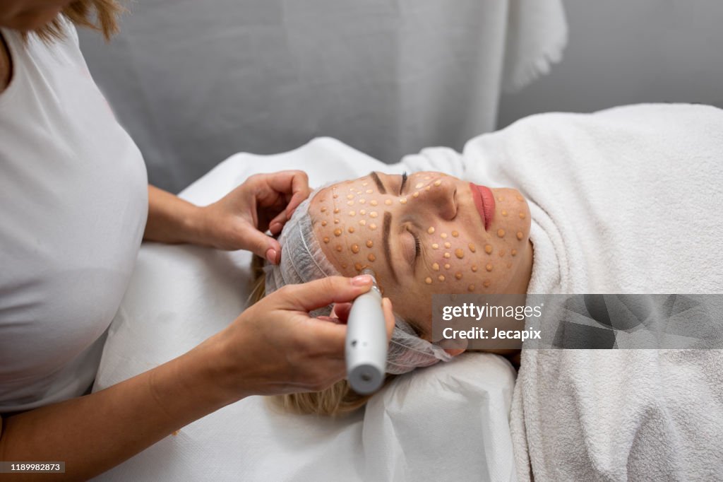 BB glow, facial beauty treatment,