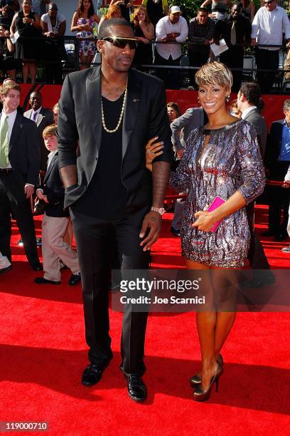 Player Amar'e Stoudemire and guest arrives at the 2011 ESPY Awards at Nokia Theatre L.A. Live on July 13, 2011 in Los Angeles, California.