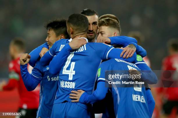 Players of Darmstadt celebrate the opening goal during the Second Bundesliga match between Hannover 96 and SV Darmstadt 98 at HDI-Arena on November...