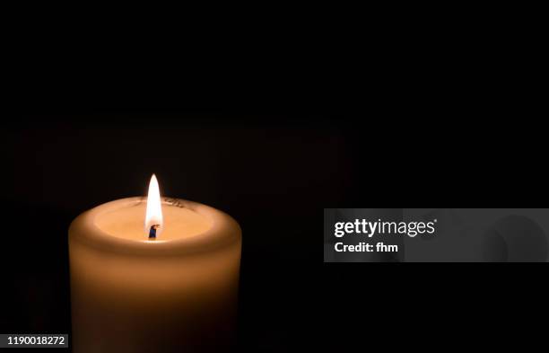 candlelight with black background - candle white background stock-fotos und bilder