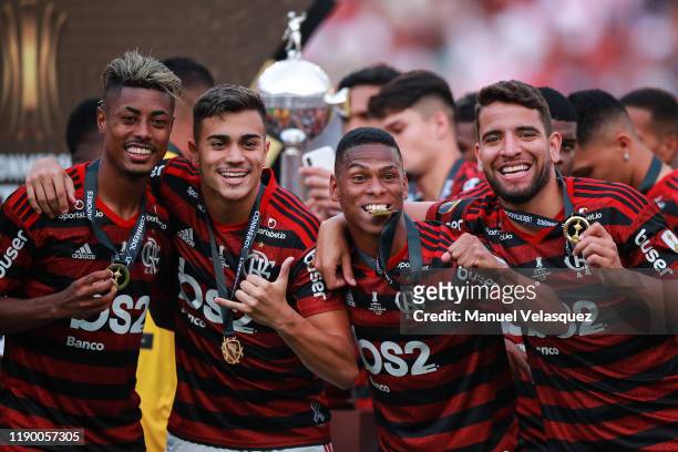 Bruno Henrique, Reinier Jesus, Orlando Berrio and Pepe of Flamengo, celebrates the victory after winning the final match of Copa CONMEBOL...