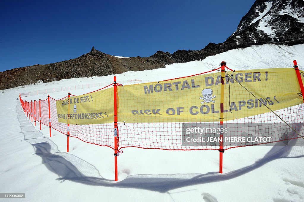 TO GO WITH AFP STORY BY ESTELLE EMONET
A