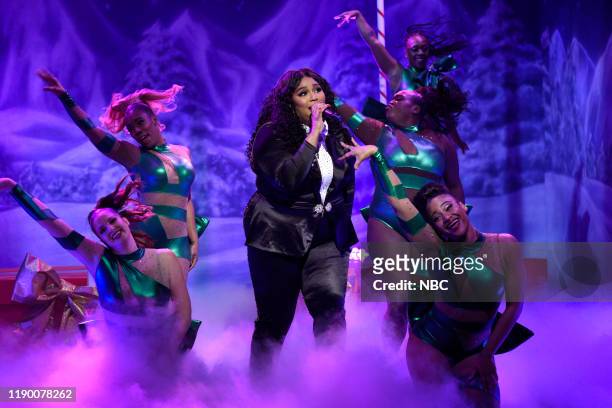 Eddie Murphy" Episode 1777 -- Pictured: Musical guest Lizzo performs on Saturday, December 21, 2019 --