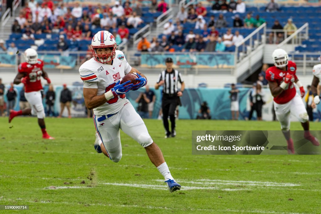 COLLEGE FOOTBALL: DEC 21 Boca Raton Bowl - SMU v Florida Atlantic