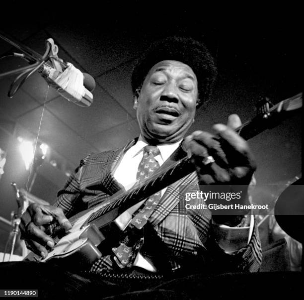 Muddy Waters performs on stage at the Country Club, London, 1 December 1970.