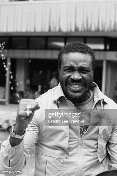 125 John Mugabi Photos & High Res Pictures Getty Images