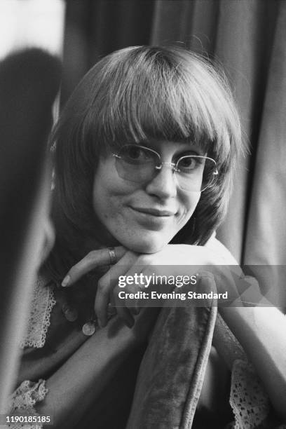 American actress Carrie Snodgress posed on 1st January 1971. Carrie Snodgress plays the role of Bettina Balser in the comedy-drama film 'Diary of a...