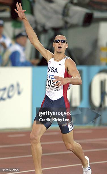 Jeremy Wariner of the United States celebrates after crossing the finish line to win the 400 meters in 43.93 in the IAAF World Championships in...