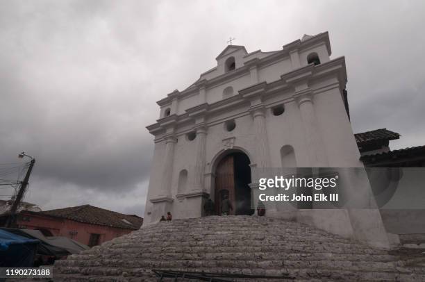 iglesia santo tomas - el quiche stock pictures, royalty-free photos & images