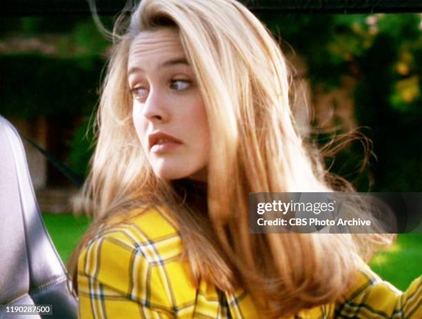 The movie "Clueless", written and directed by Amy Heckerling. Seen here, Alicia Silverstone as Cher , learning to drive a Jeep Wrangler. Theatrical...