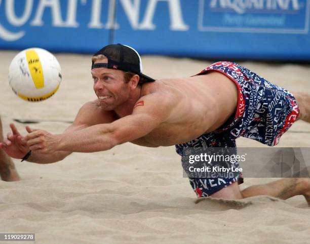 Casey Jennings in the AVP Hermosa Beach Open.