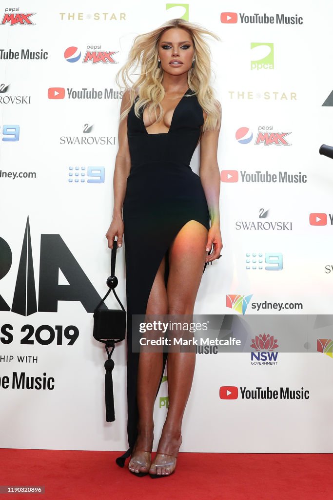 Sophie Monk arrives for the 33rd Annual ARIA Awards 2019 at The Star