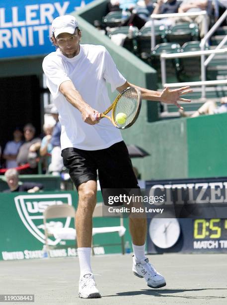 Ivo Karlovic of Croatia against Mariano Zabaleta of Argentina during the finals of the U.S. Men's Clay Court Championships in Houston, Texas on April...