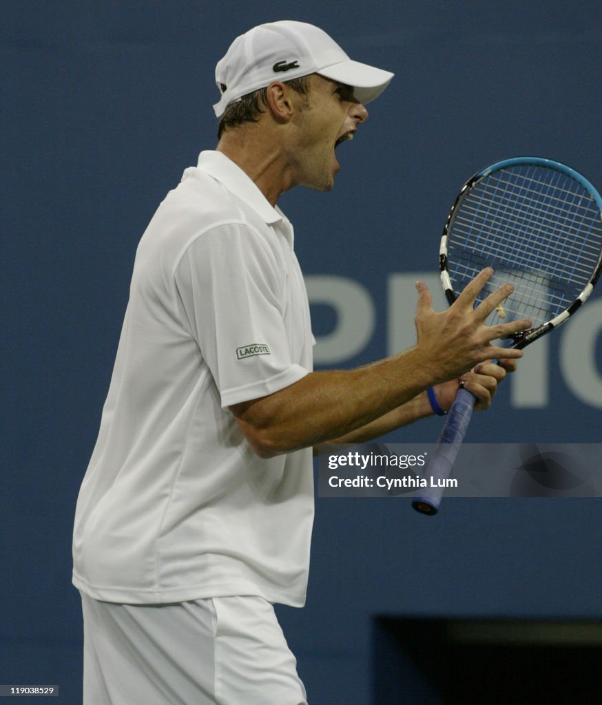 2005 US Open - Men's Single's - Round One - Andy Roddick vs Gilles Muller