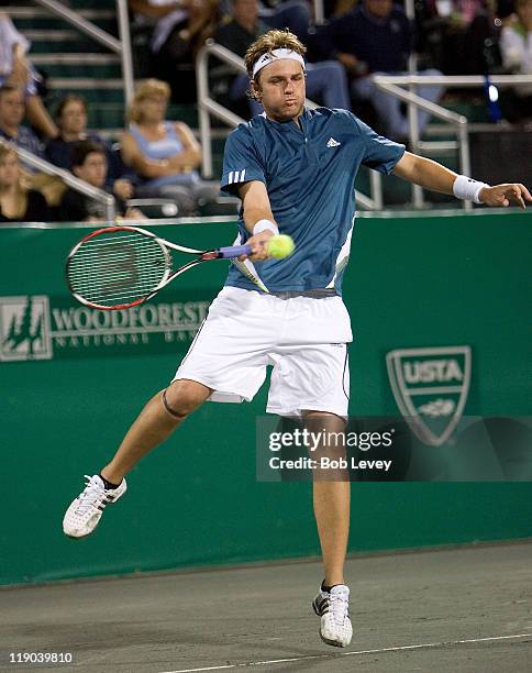 Mardy Fish hits a return agasint Mariano Zabaleta . Mariano Zabaleta defeated [4]Mardy Fish 7-5 6-4 in 2nd round action at the U.S. Mens Clay Court...