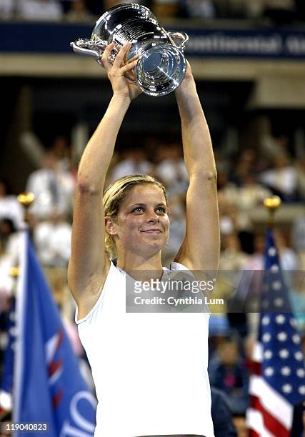 Kim Clijsters claims US Open title defeating Mary Pierce 6-3, 6-1 in the final of the US Open in Flushing, New York on September 10, 2005.