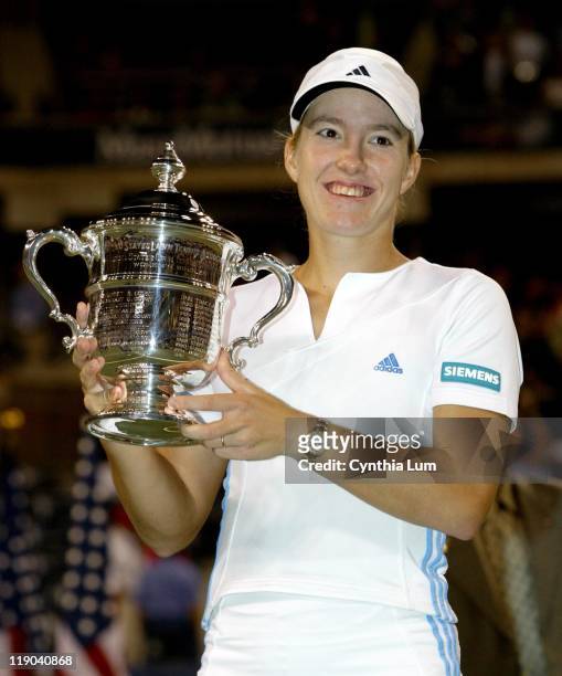 Open - Women's Singles - Finals - Justine Henin-Hardenne vs. Kim Clijsters Justine Henin-Hardenne wins U.S. Open beating Kim Clijsters 7-5, 6-1