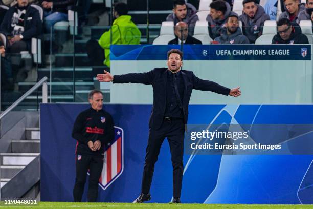 Head Coach Diego Simeone of Atletico de Madrid gestures during the UEFA Champions League group D match between Juventus and Atletico Madrid at...