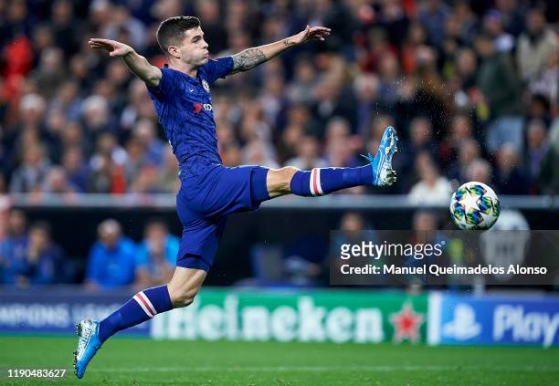 Christian Pulisic of Chelsea in action during the UEFA Champions League group H match between Valencia CF and Chelsea FC at Estadio Mestalla on...